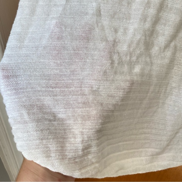 •Armani Exchange white textured blouse• Size S - Picture 4 of 6